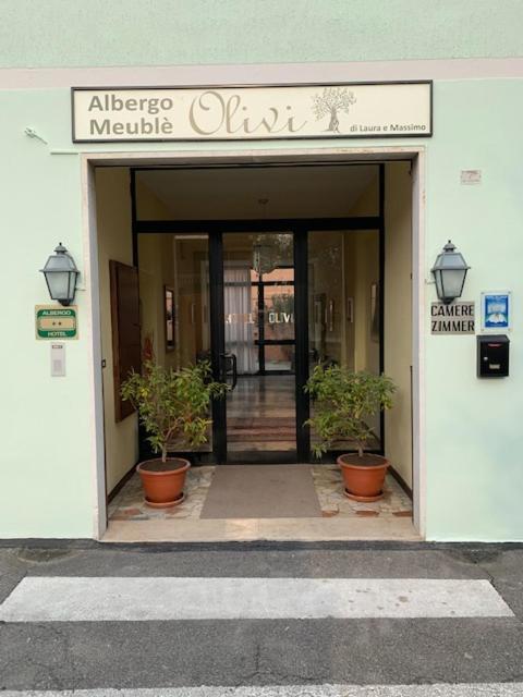 Albergo Meuble Olivi 토스콜라노마데노 외부 사진